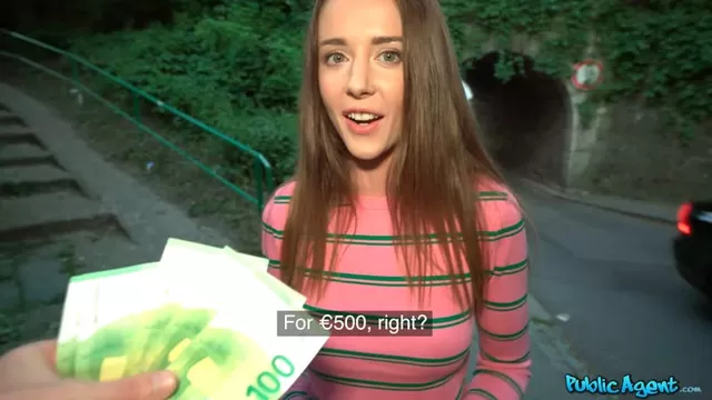 Порно видео реальный секс за деньги замужняя девушка